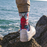 Chaussettes colorés par paire ou à l'unique marque français avec design en collaboration avec des artistes par Quanailles sur meanwhile boutique